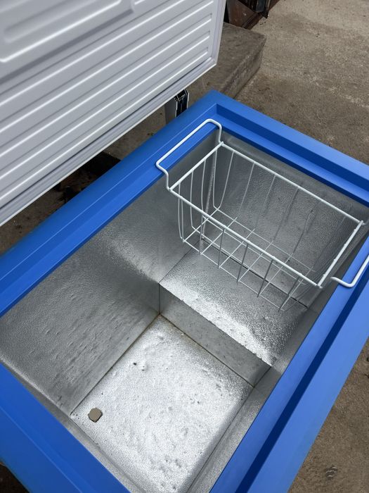 Морозильник в хорошем состояний