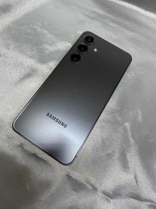 Samsung Galaxy S24 Атасу