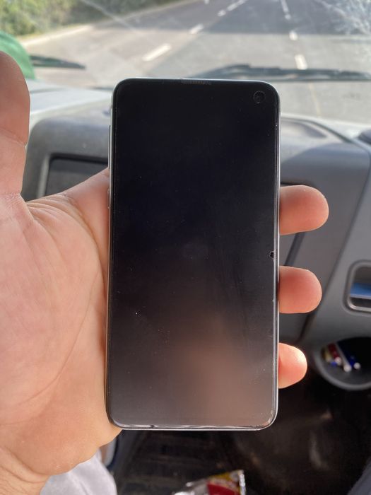 Samsung galaxy s10e