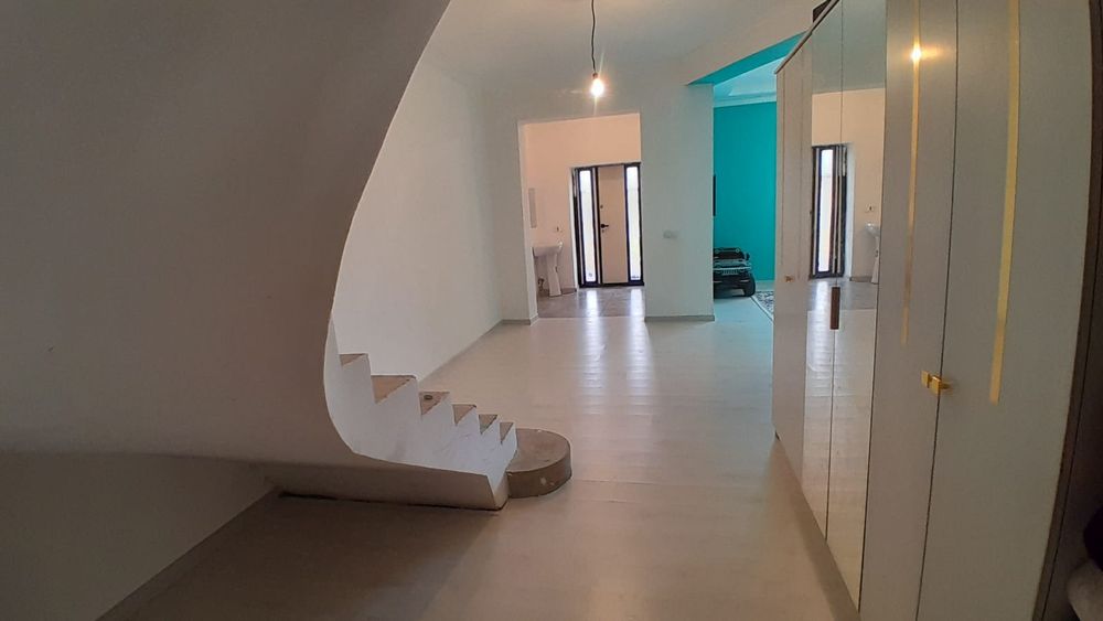 Продаетеся дом СРОЧНО!!