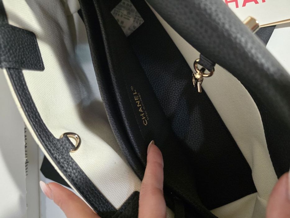 Черно-бяла Чанта Chanel 26 S Baguette bag