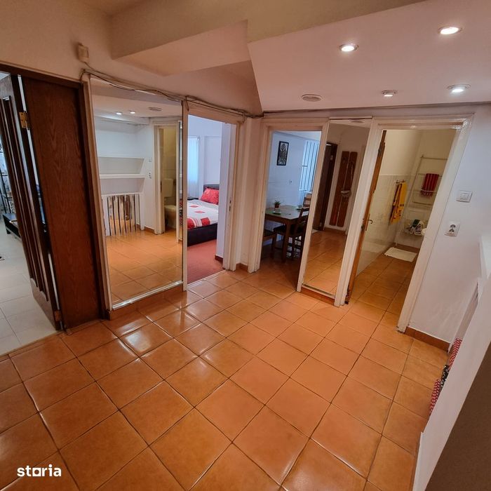 Unirii, colt cu Lucian Blaga, ap 2cam, spatios 65mp, 3 balcoane