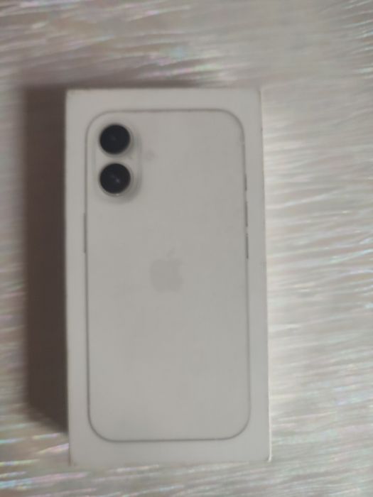 Iphone 16 на гарантий 2месяца