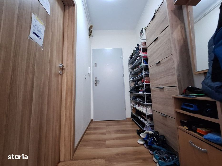 Apartament 3 camere, open-space, etaj 3, mobilat si utilat - Girocului