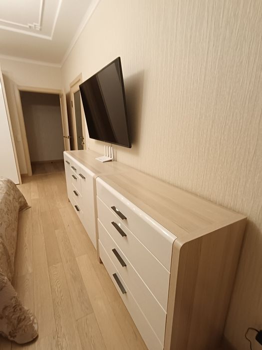 Продам спальный гарнитур