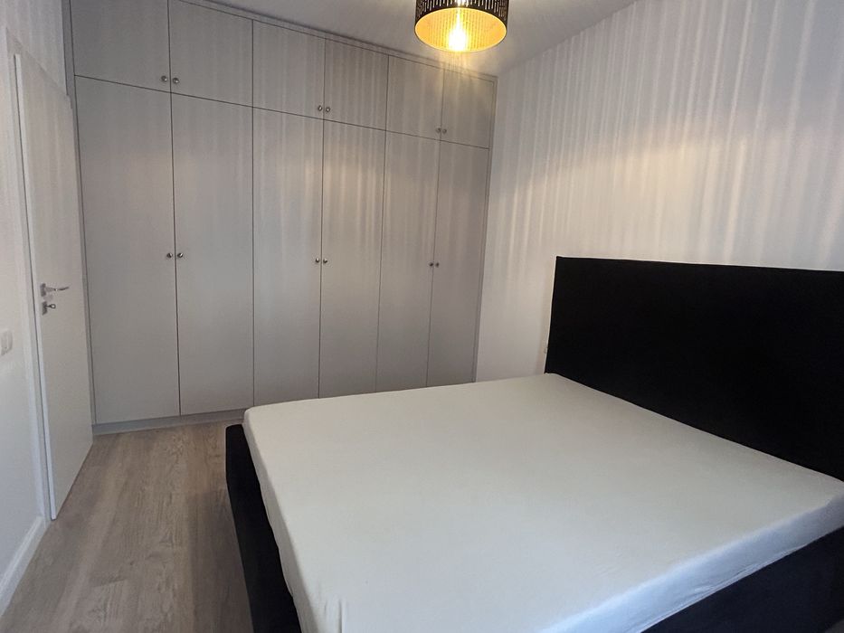 Inchiriez apartament cu 2 camere