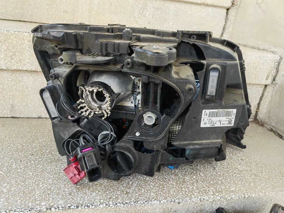 Фар VW Golf 7 Face LED десен / Фар Голф 7 / Фар VW Amarok ляв / Фар Амарок Оригинален