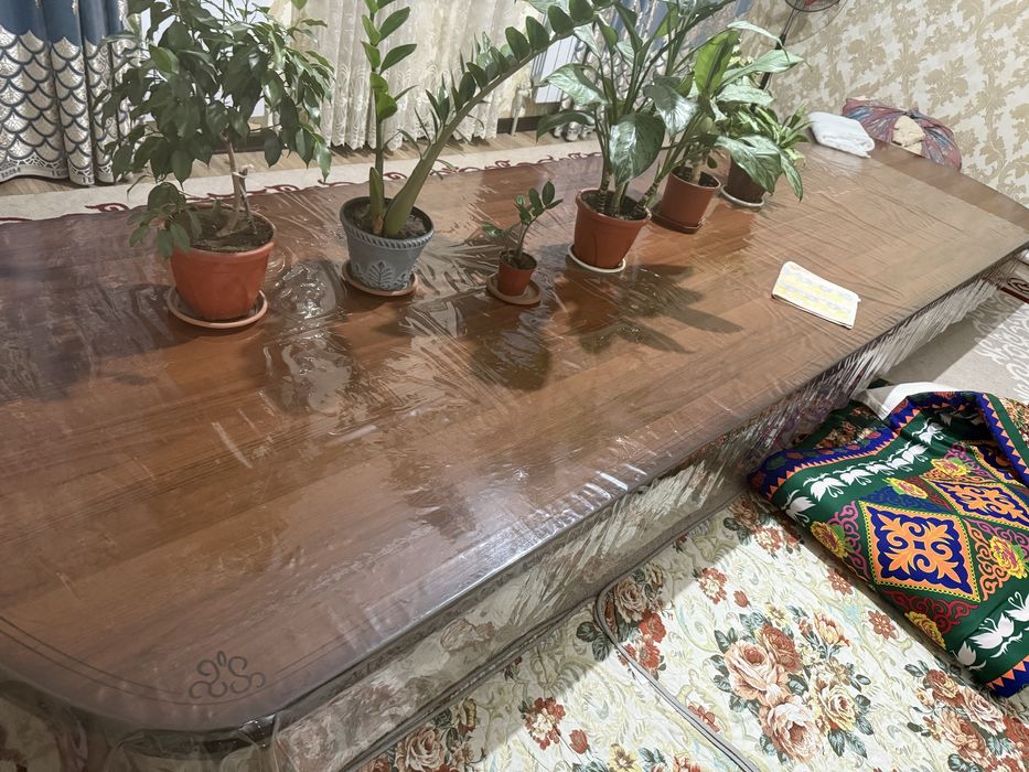 Залған арналған ұзын аяғымен стол , ағашы мықты
