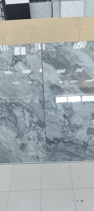 Продам кафелей/керамогранитов