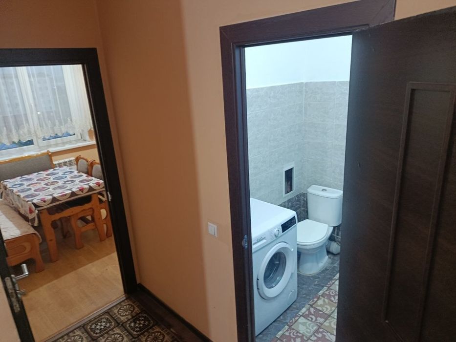 Qorasuv 1da 2 xonali kvartira sharoiti bn oilaga beriladi