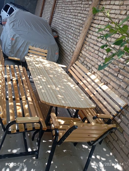 Dashniy stol stular sotiladi