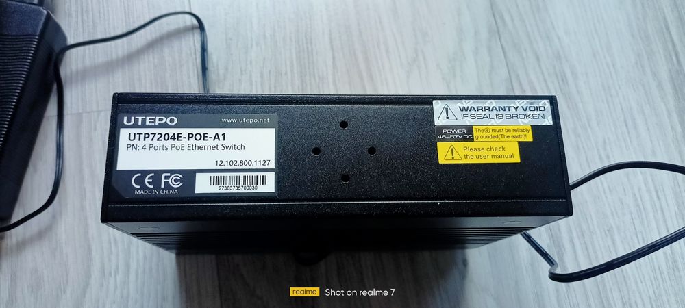 Индустриален PoE switch Utepo UTP7204e