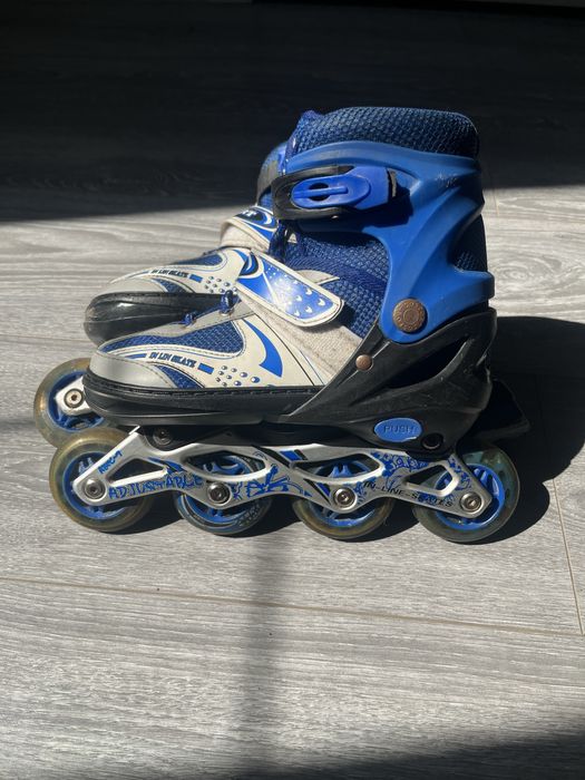 Продам 4 ролика раздвижные