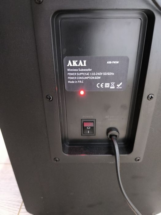 Vând soundbar Akai 2.1