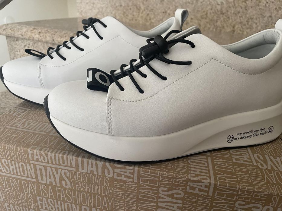 Дамски обувки Tendenz