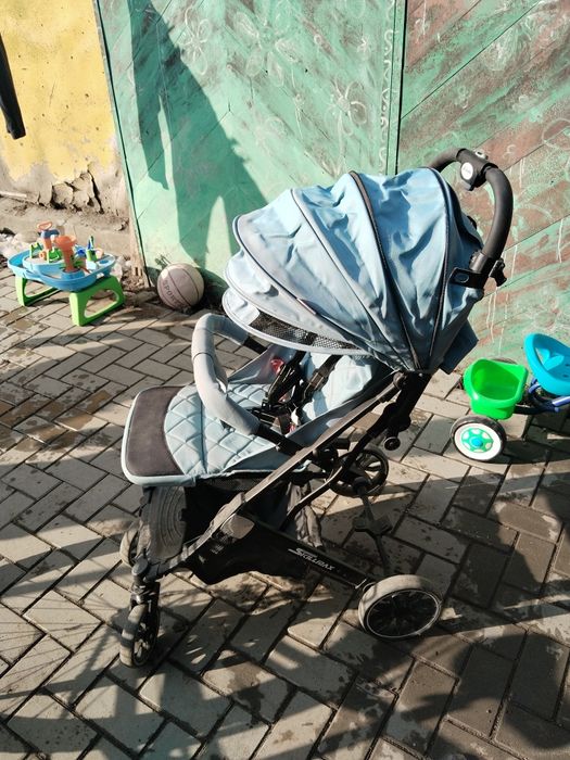 Продам детскую коляску