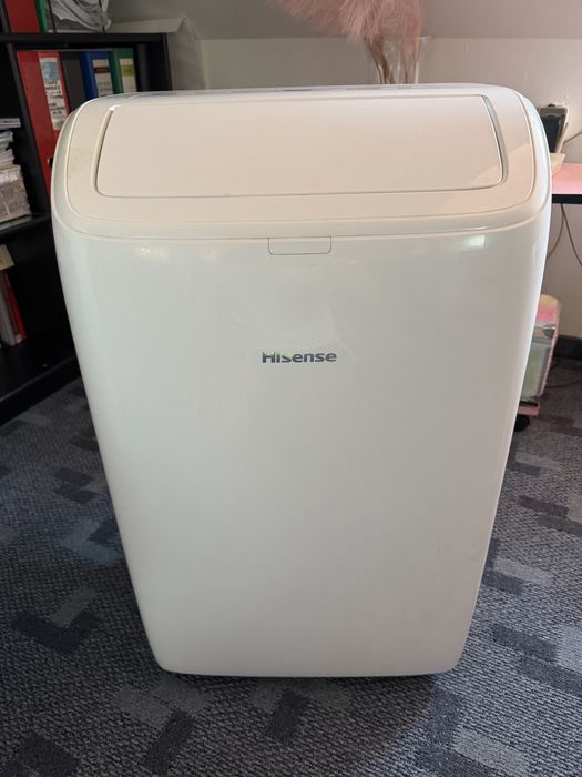 Aer Conditionat portabil HISENSE APC09QC, 9000 BTU, A, Wi-Fi, Inverter, Functie Dezumidificare, kit instalare inclus, Alb