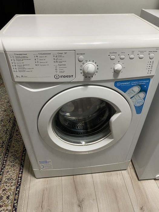 Стиральная машина indesit