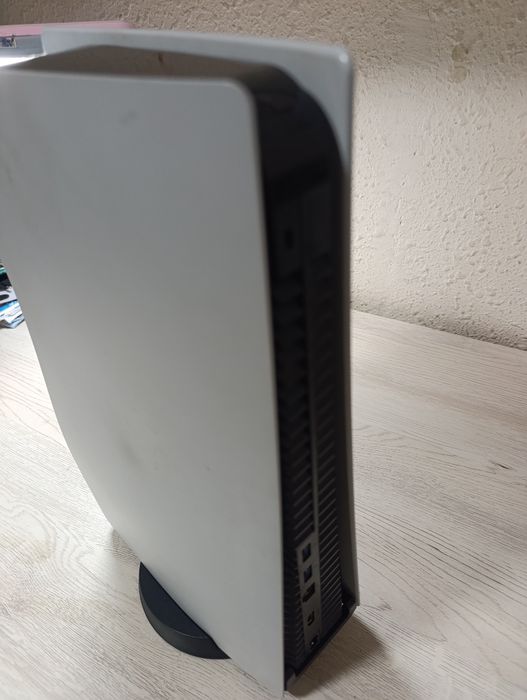 PlayStation 5 в отличном состоянии