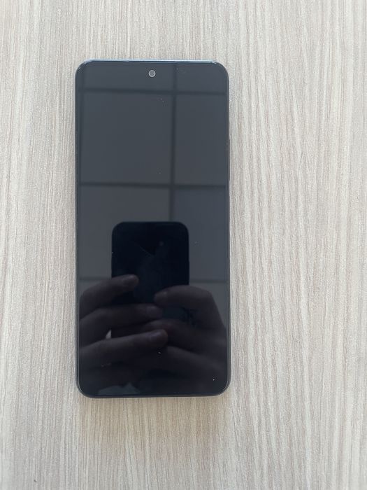 Redmi note 12 RAM:4+2/128