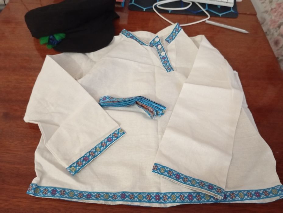 Продам комплект на мальчика