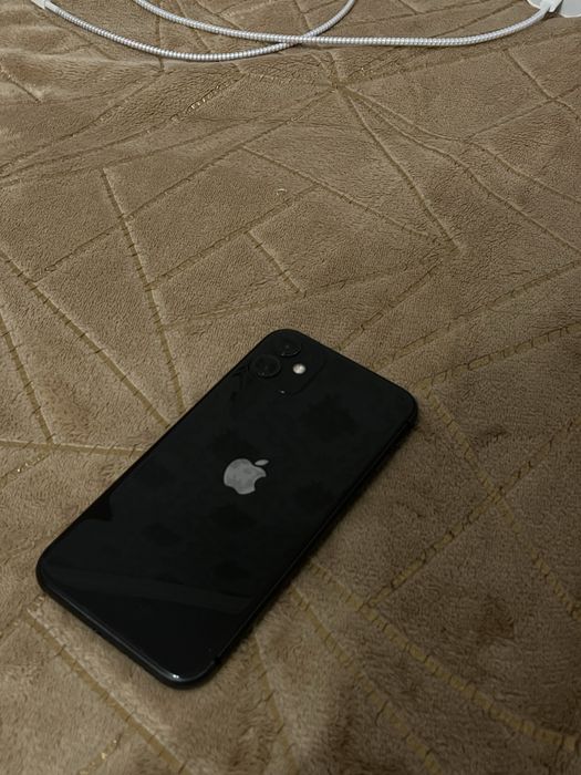 Продам iphone 11 128гб в очень хорошем качестве