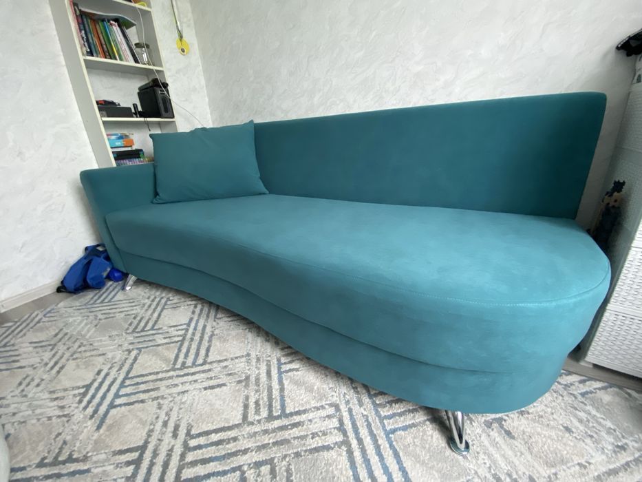 Продам диван состояние новое