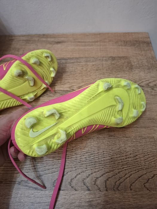 Детски бутонки Nike