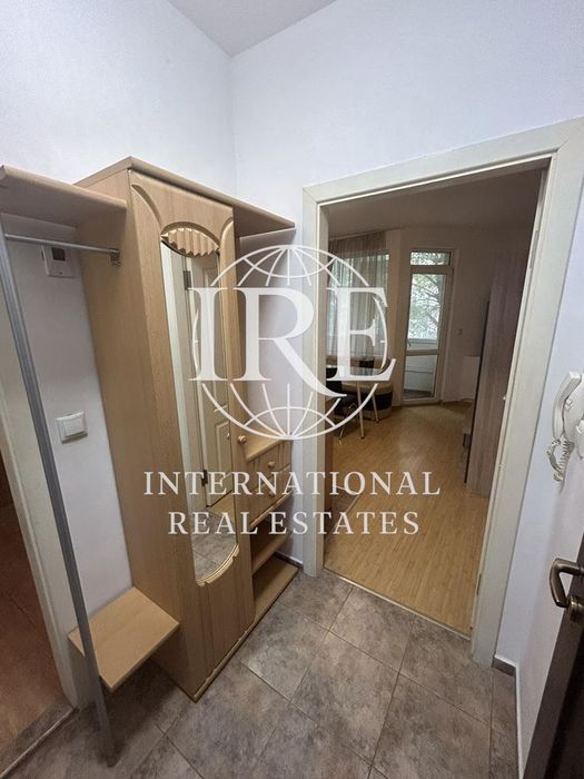 Дава се под наем Двустаен апартамент в Варна, Колхозен пазар - 50 кв.м за 498.27 € - Снимка #2