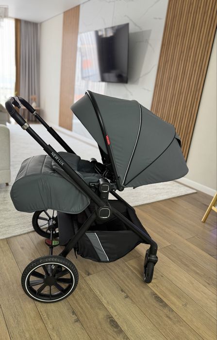 Продаю коляску в отличном состоянии