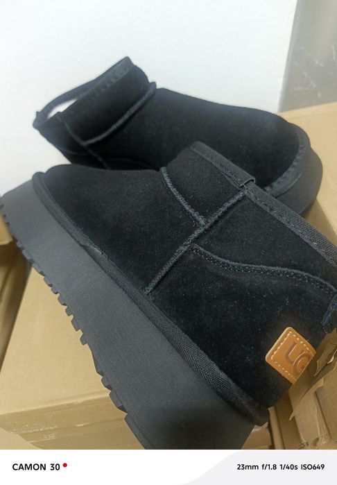 Женская обувь разная