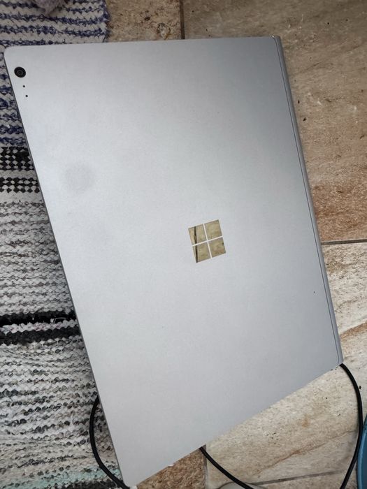 Tableta Suraface Book i7 gen 6 cu bateria defecta