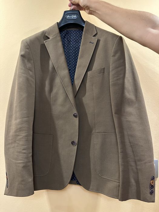 Спортно-елегантно сако