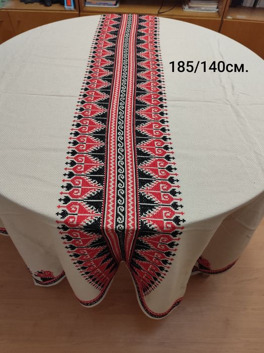 Ръчно бродирани покривки