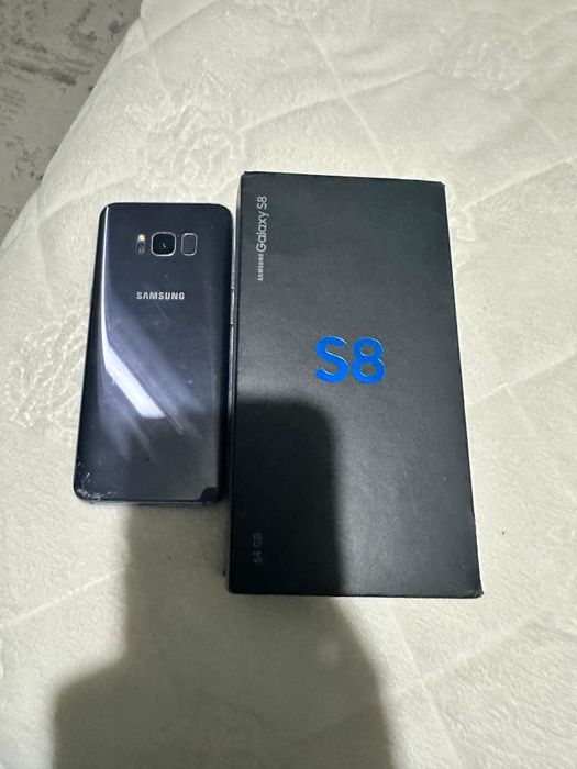 Продам 4 телефона samsung galaxy