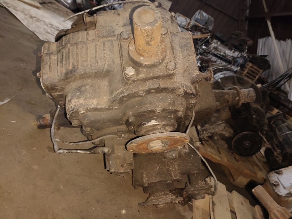 Раздатка ( раздаточная КПП) КРАЗ 260