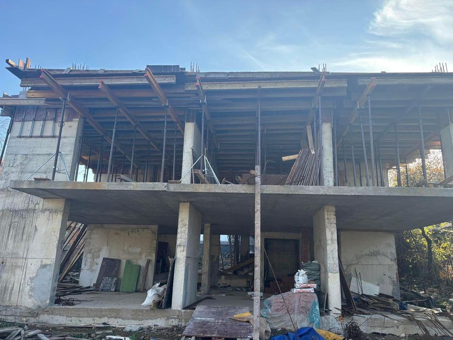 Продава се Двустаен апартамент в София, в.з. Киноцентъра - 76 кв.м за 1054 €/кв.м - Снимка #2