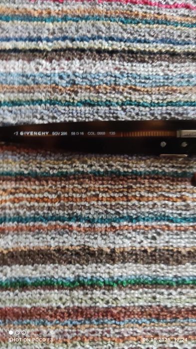 Слънчеви очила. Givenchy.