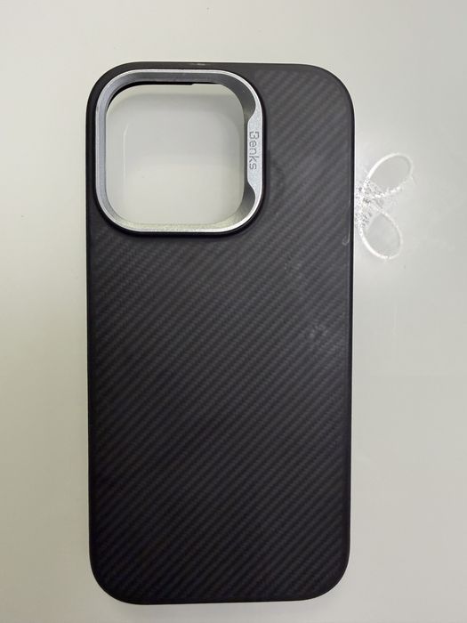 Кейс за Iphone 16 pro BENKS