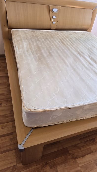 Отдам даром кровать б/у