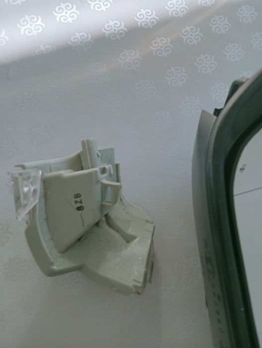 Продам Зеркало Тойота 70