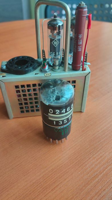 E1T- радиолампа -колекционерски уникат