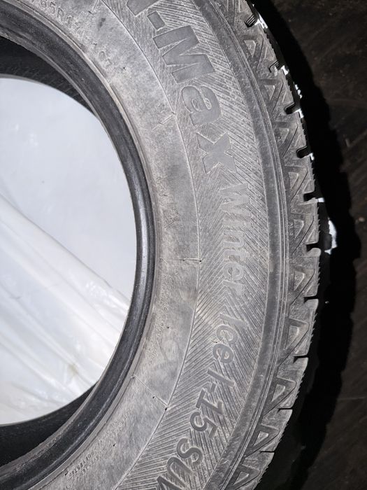 Продается шины 245/65r17