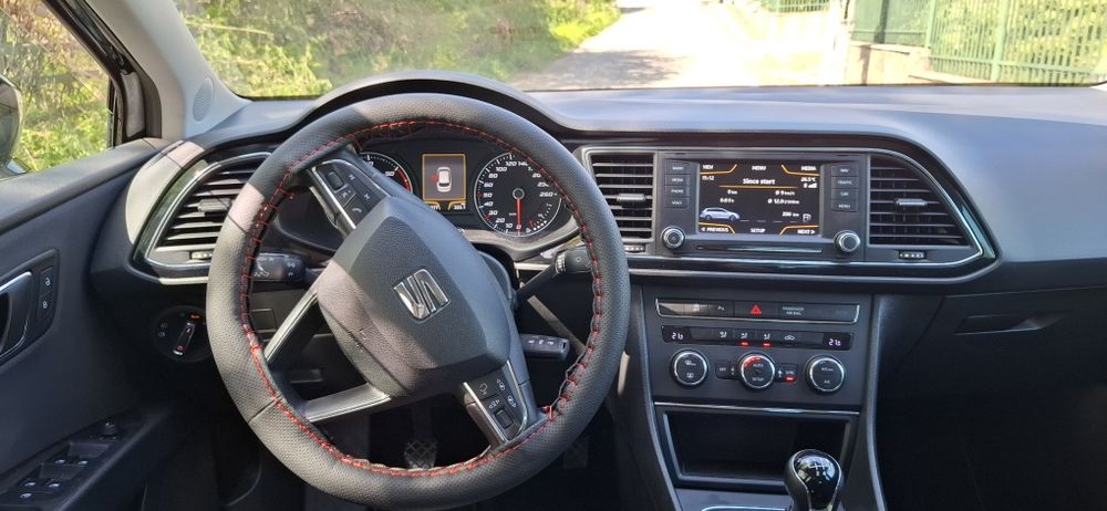SEAT Leon 2015 — imagine 4