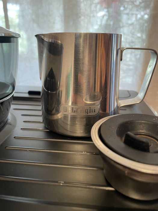 De vanzare aparat de cafea De’Longhi La Specialista Arte EC9155