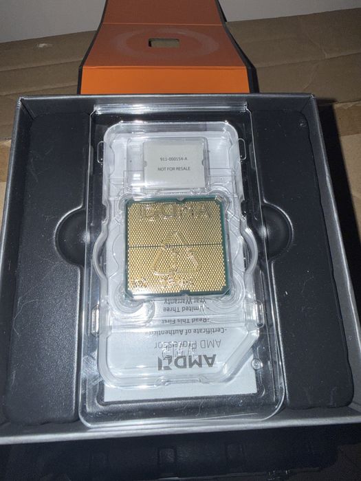 AMD Ryzen 7 7800X3D 8-Core 4.2GHz AM5 Box