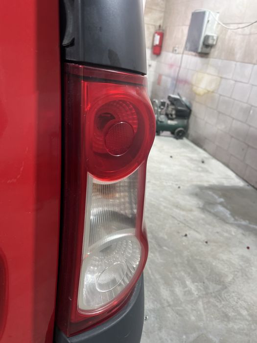 Stop dacia logan mcv