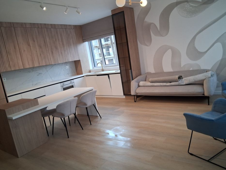 Execut curatenie,curatenie generala,ap,garsoniere,case,birouri,scarii