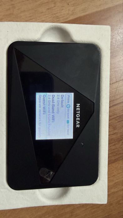 Netgear AirCard AC785 Router wireless portabil 4G LTE mobile hotspot