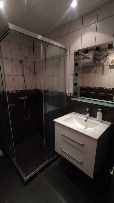 Дава се под наем Двустаен апартамент в Бургас, Лазур - 53 кв.м за 225 € - Снимка #6